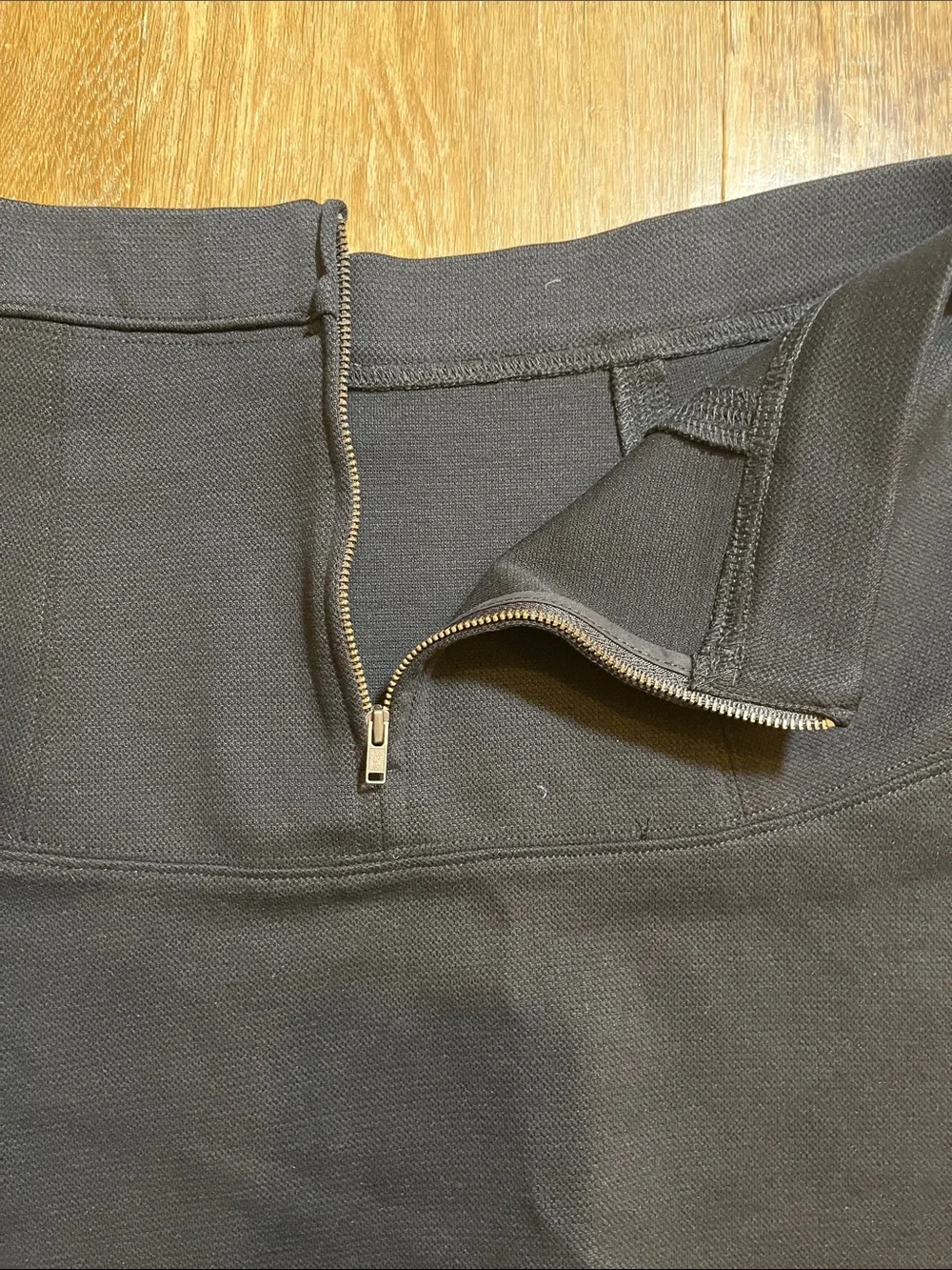 Madewell black wavelength